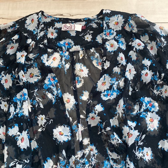 SO Womens XL Floral Sheer Cardigan. Open Front. Super cute: Batwing. Black with - Picture 8 of 10